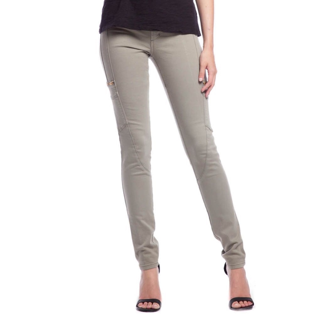 James Jeans Twiggy Racer (Skinny) in Zen (NWT!)